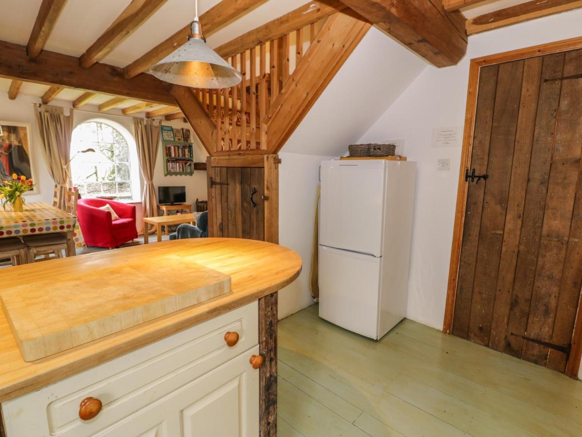 Beudy Dolpebyll Villa Llangadfan Buitenkant foto