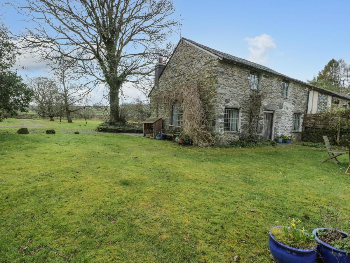 Beudy Dolpebyll Villa Llangadfan Buitenkant foto