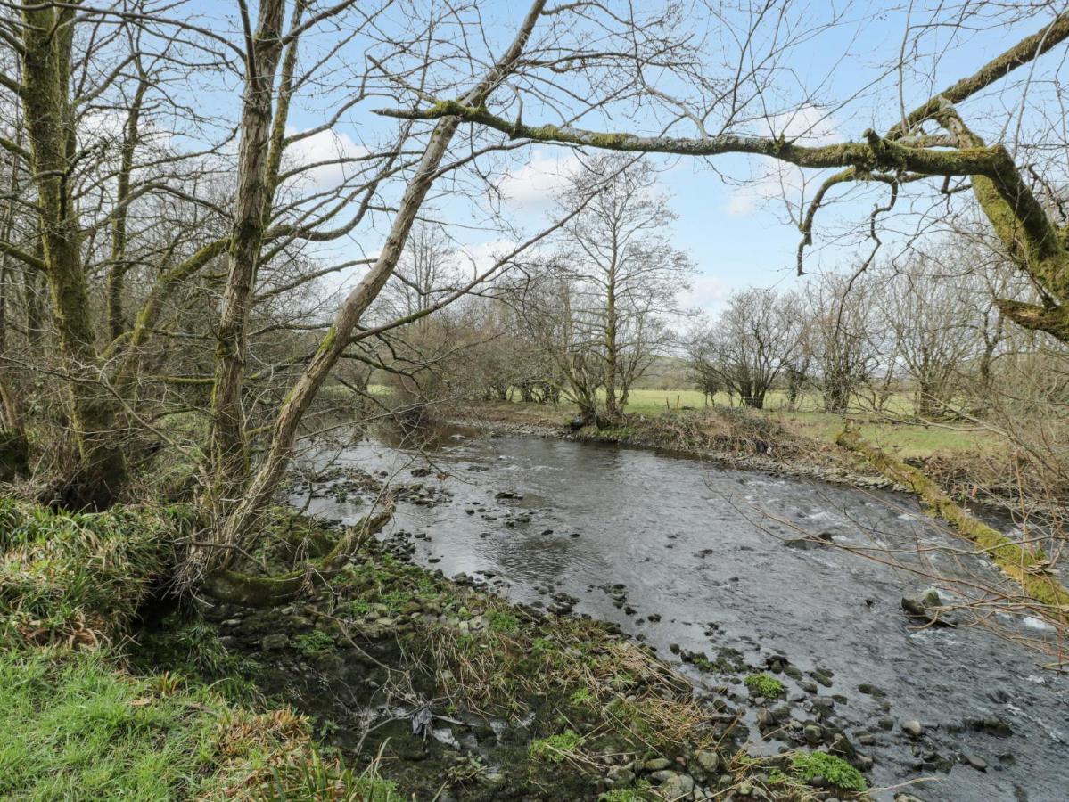 Beudy Dolpebyll Villa Llangadfan Buitenkant foto